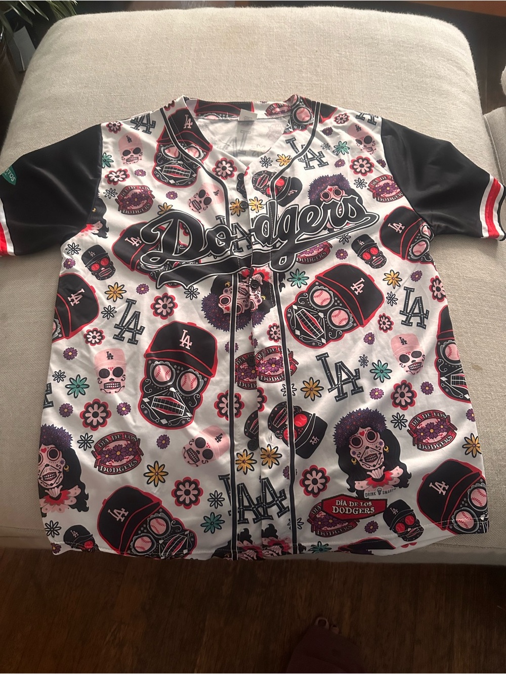 LA Dodgers' Dia de Los Graphic Baseball Jersey - White/Black/Pink